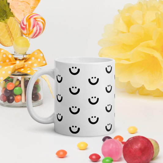 Patterned mug - Smiles For Humans